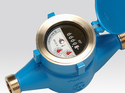 直讀(du)式智能水(shuǐ)表的分類(lèi)及發展現(xian)狀