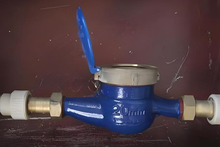 容積式(shi)水表的技術參(can)數、性能特點和(hé)安裝方法